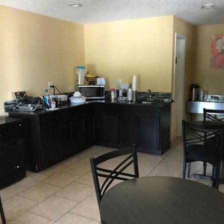 American Inn Corsicana Ngoại thất bức ảnh